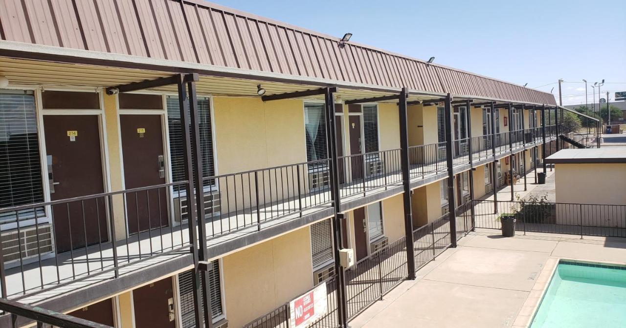 West Texas Inn & Suites Midland Bagian luar foto
