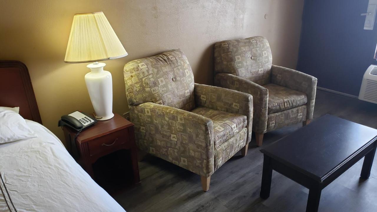 West Texas Inn & Suites Midland Bagian luar foto