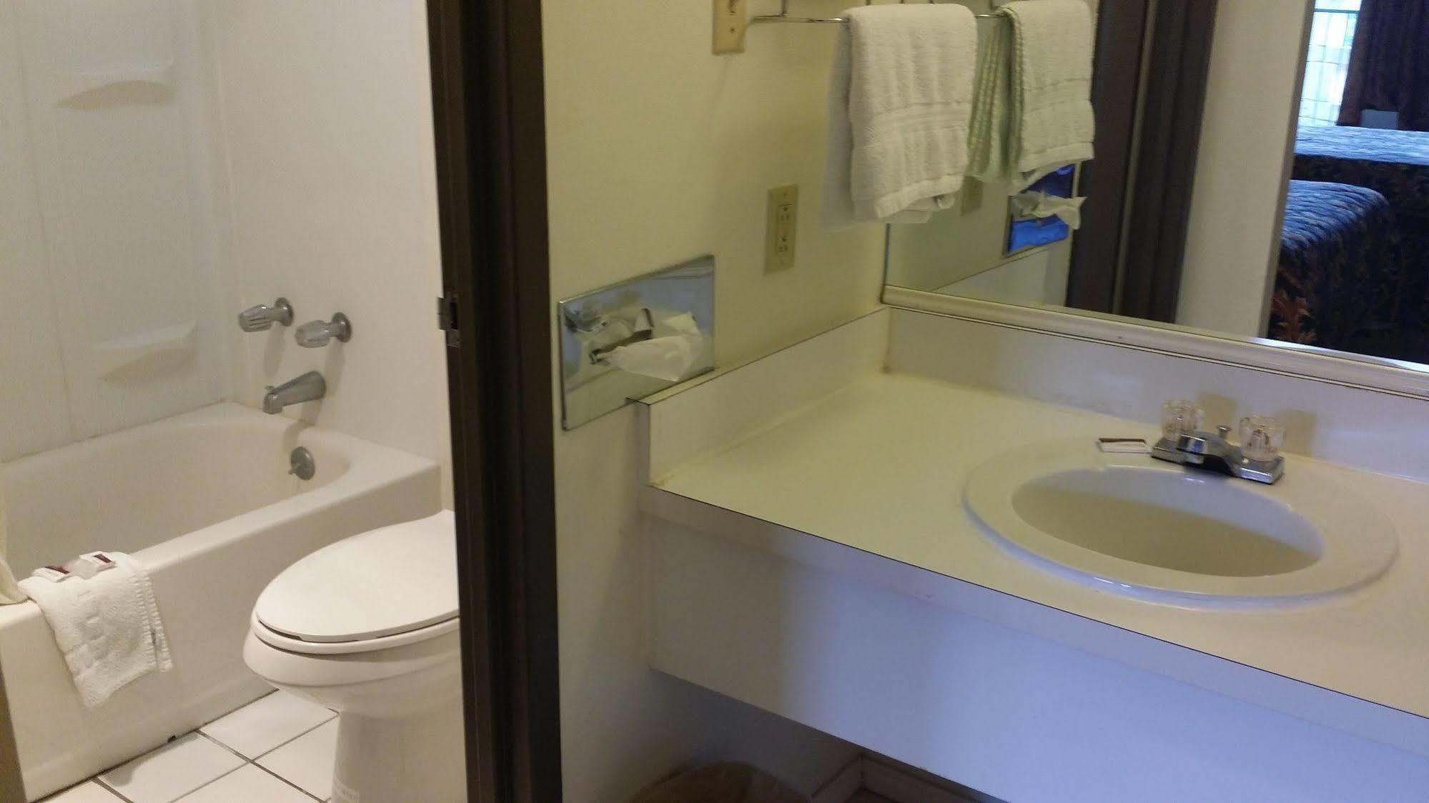 West Texas Inn & Suites Midland Bagian luar foto